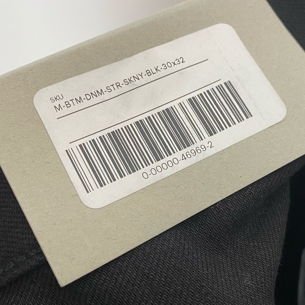 Everlane The Skinny 4-Way Stretch Organic Jean Uniform - Picture 10 of 10